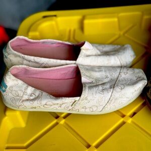 Toms wedding collection